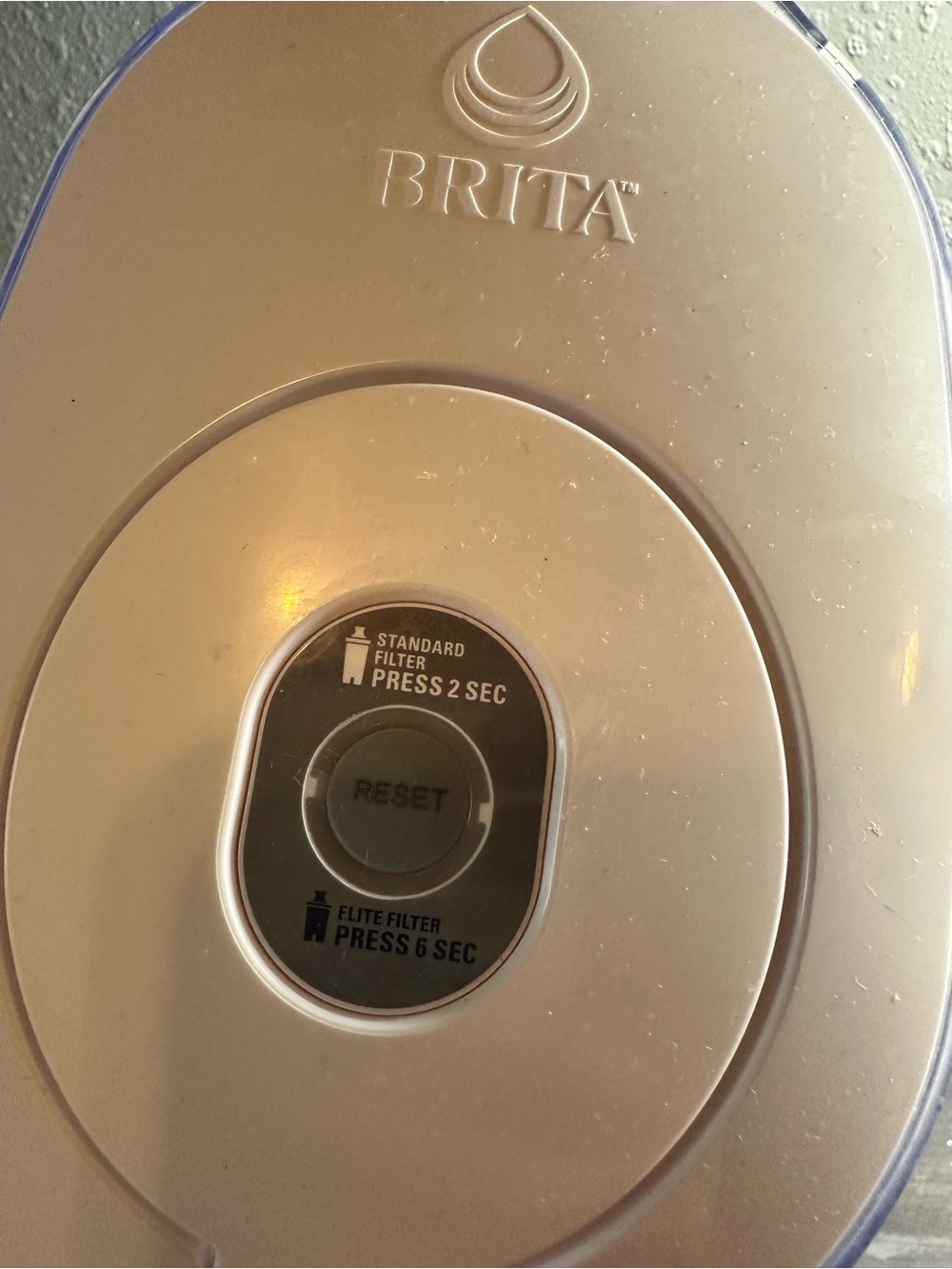 Brita water pitcher 6 cup with filters NEW - Picture 2 of 10